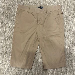 Vince Bermuda Khaki shirt size 6